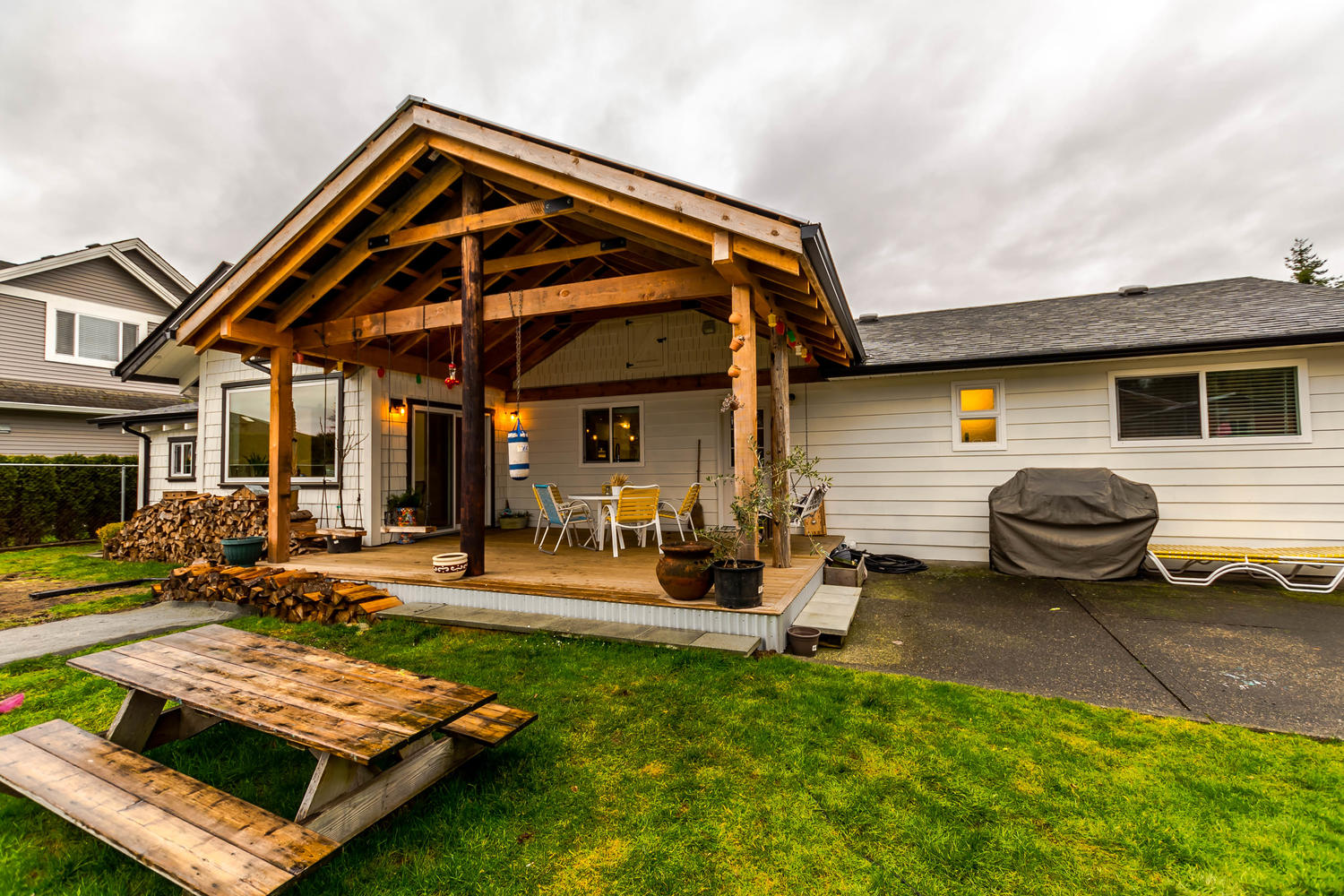 Custom multigenerational home design in Langley, BC