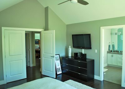 Custom bedroom home renovation contractors in Langley, BC