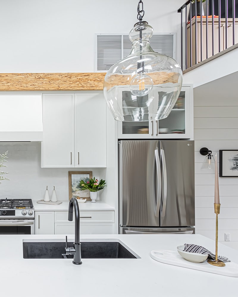 A modern kitchen renovated by skilled contractors, featuring state-of-the-art appliances, stylish cabinetry, and sleek countertops, exemplifying the expertise of a kitchen renovation contractor in Langley, BC